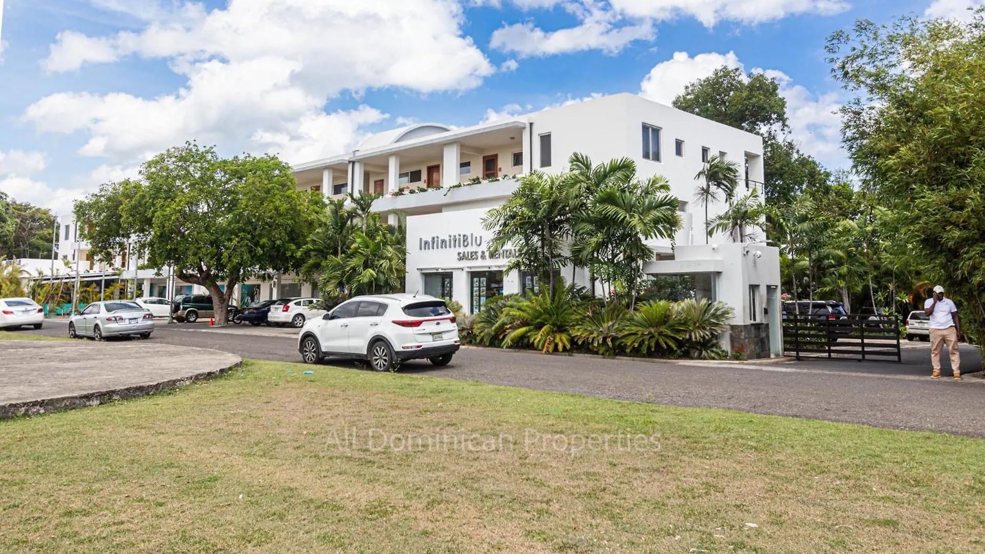 Infiniti Blu, Sosua Apartment